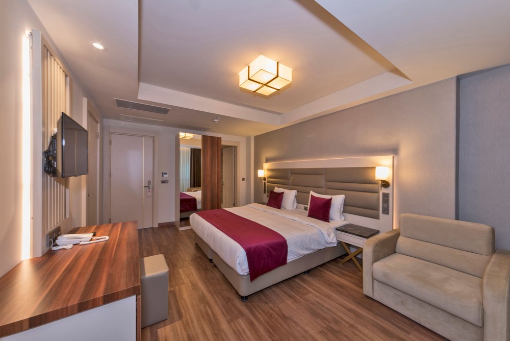 Hotel Golden Royal Family Room