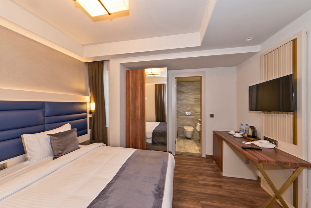 Hotel Golden Royal superior Room