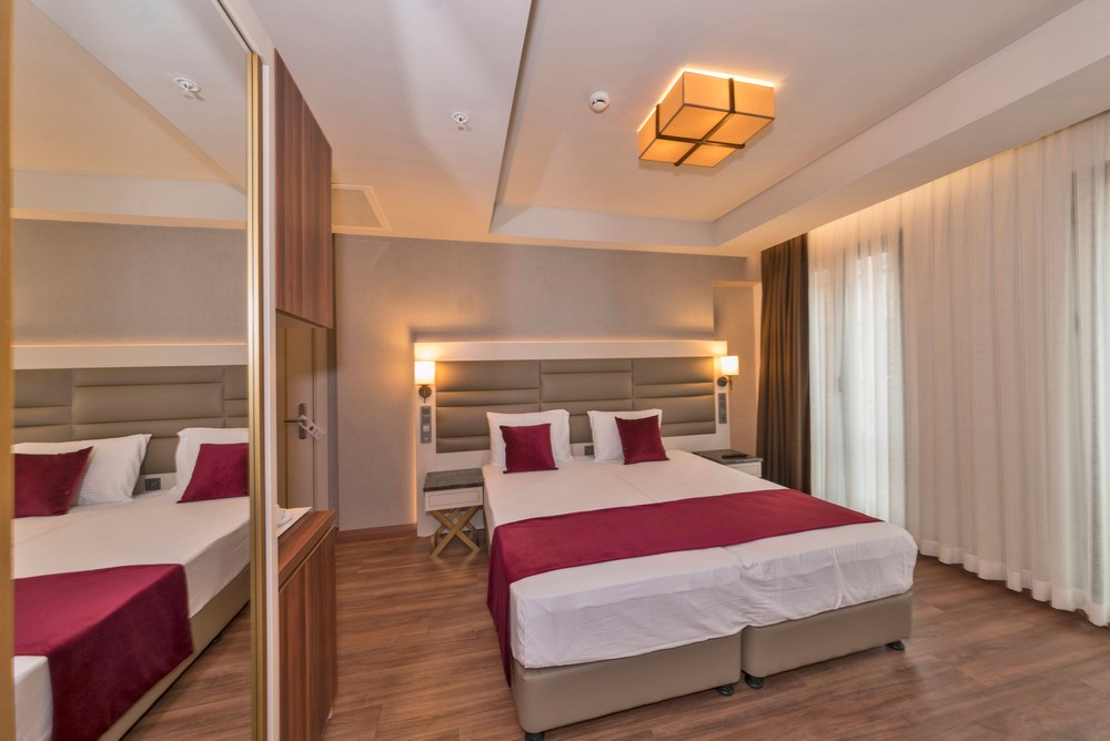 Hotel Golden Royal superior Room