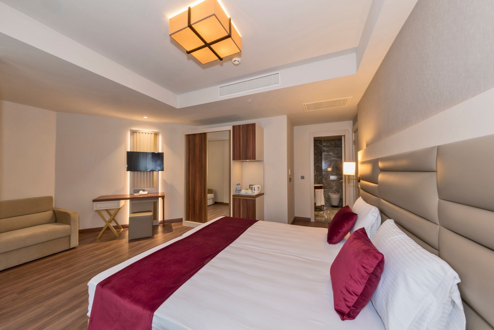 Hotel Golden Royal superior Room